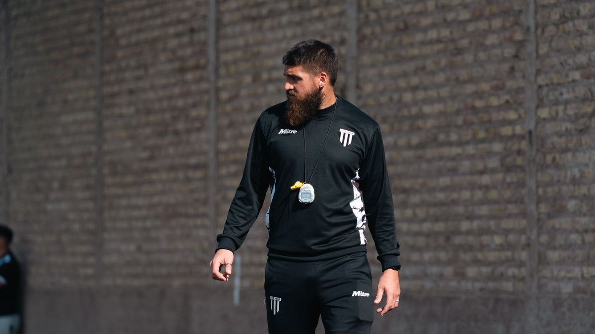 Tracksuits & Hoodies